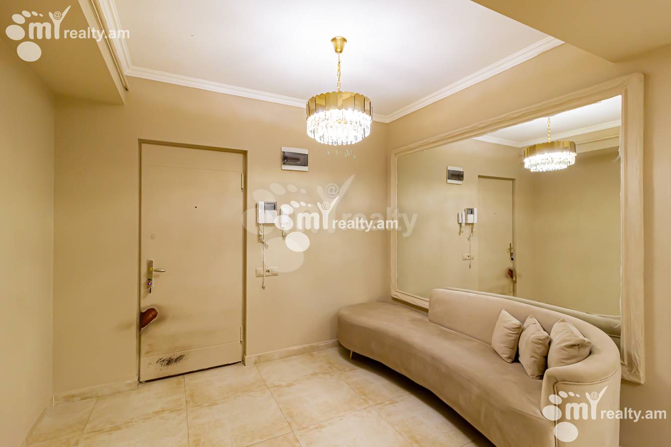 3 bedroom apartment for rent Teryan St, Center Yerevan, 151706