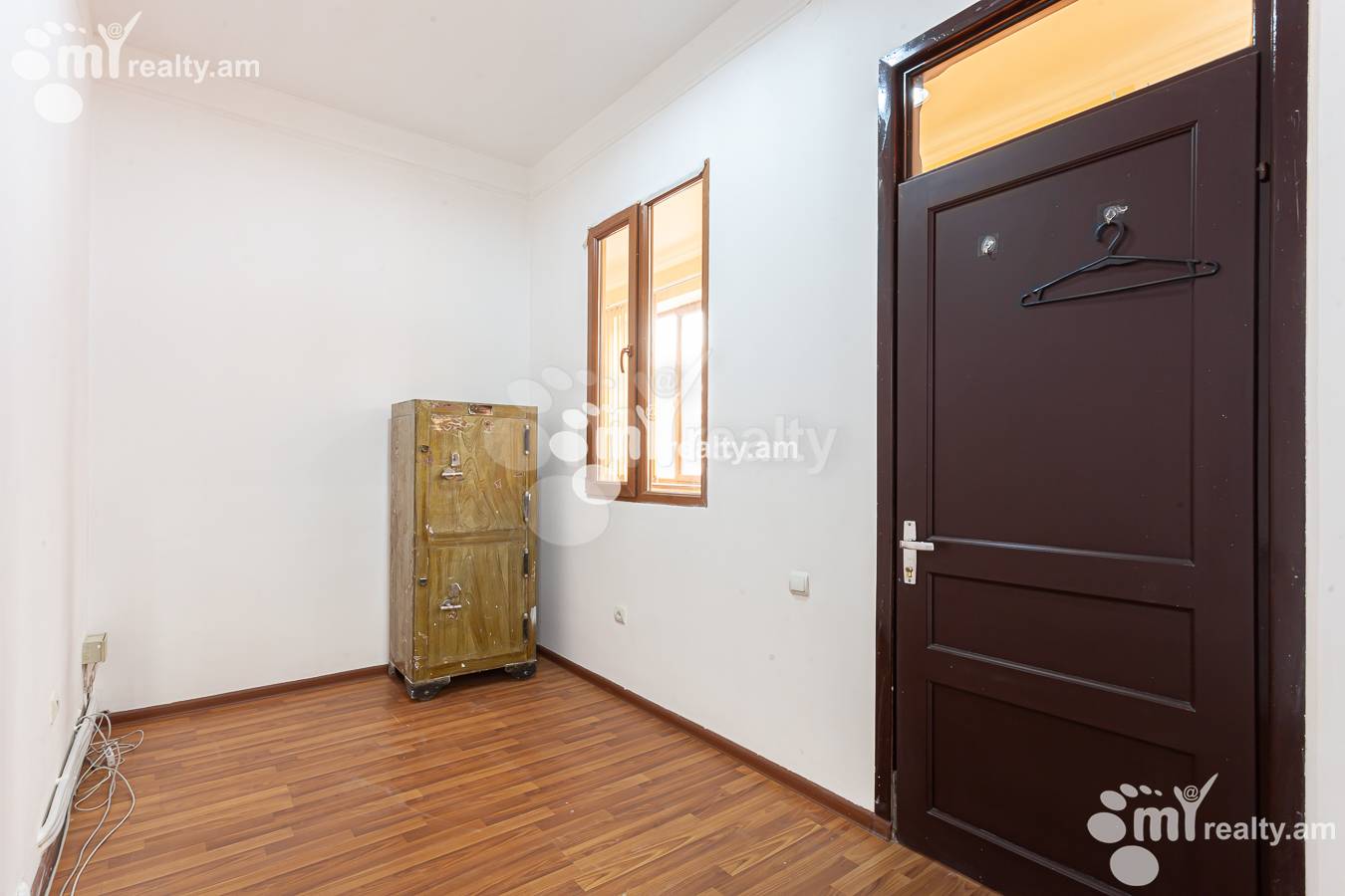 Commercial for sale خیابان Hasratian., آچاپنیاک ایروان, 155404