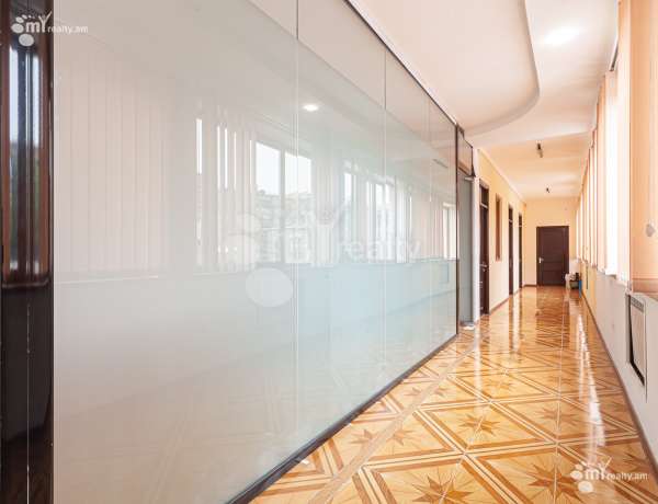 komercion-vacharq-Yerevan-Achapnyak