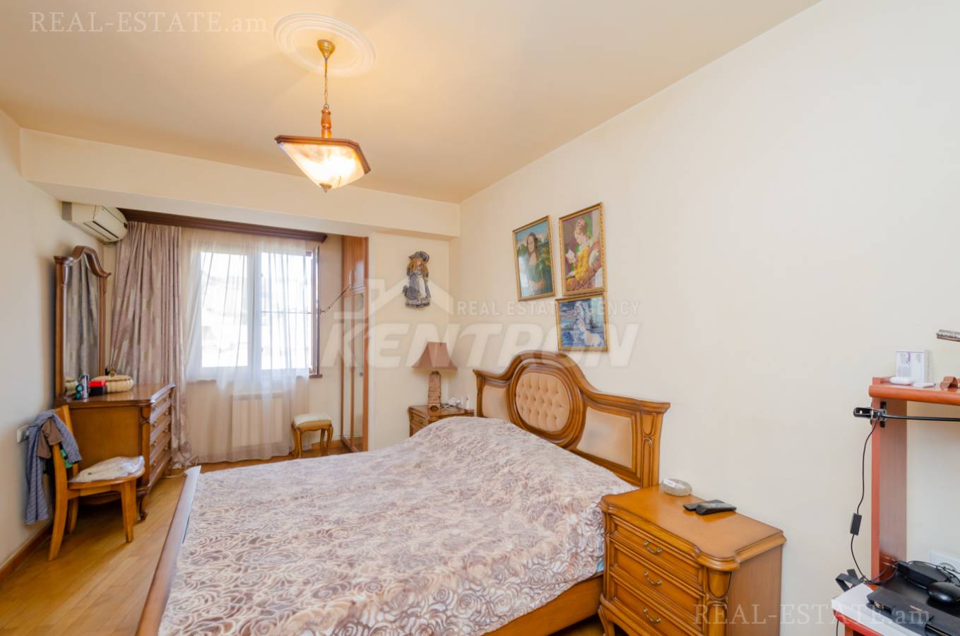 Купить 3 комнатную квартиру Анрапетутян ул, Центр Ереван, 137008