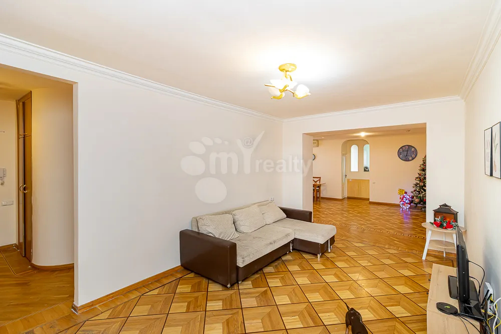 4-bedroom/apartment-for-sale/Abovyan+St/Center/Yerevan