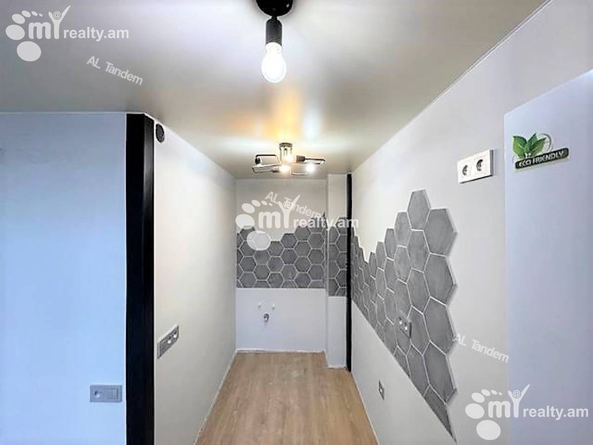 2 bedroom apartment for sale خیابان واهر. پاپازیان, عربگیر ایروان, 131458