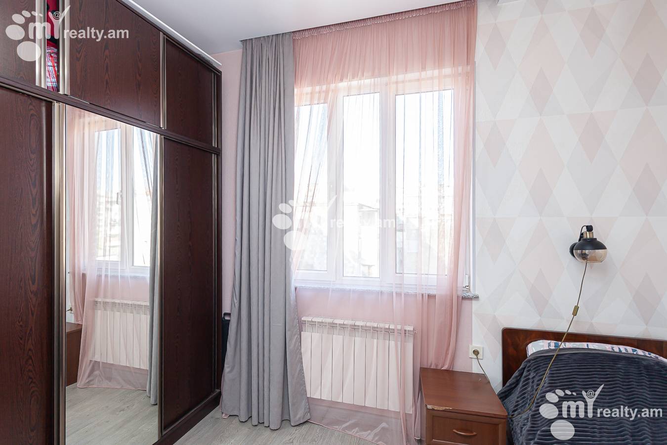 3 սենյականոց բնակարան  Կոմիտասի պող, Արաբկիր Երևան, 154007