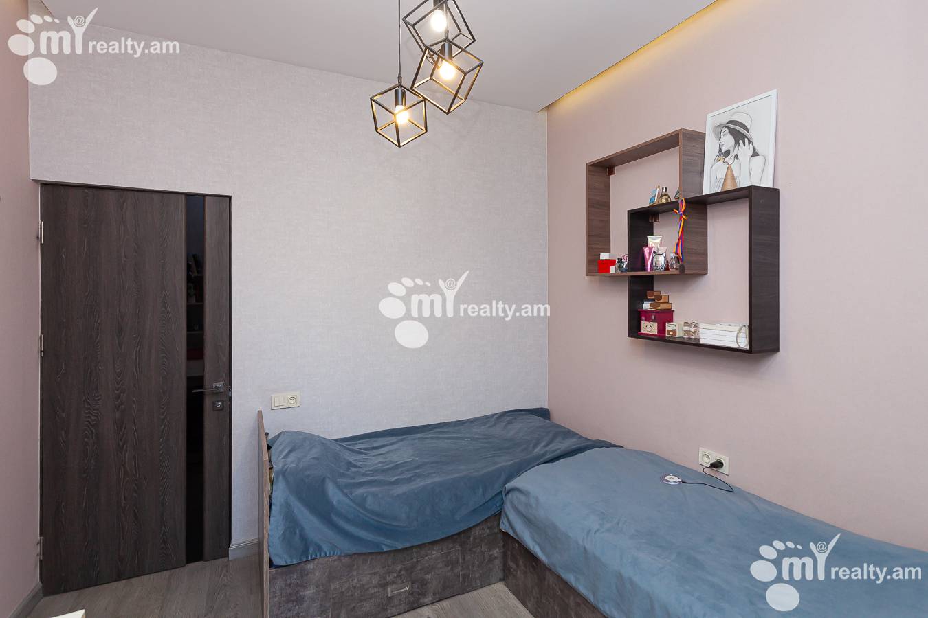 3 սենյականոց բնակարան  Կոմիտասի պող, Արաբկիր Երևան, 154007