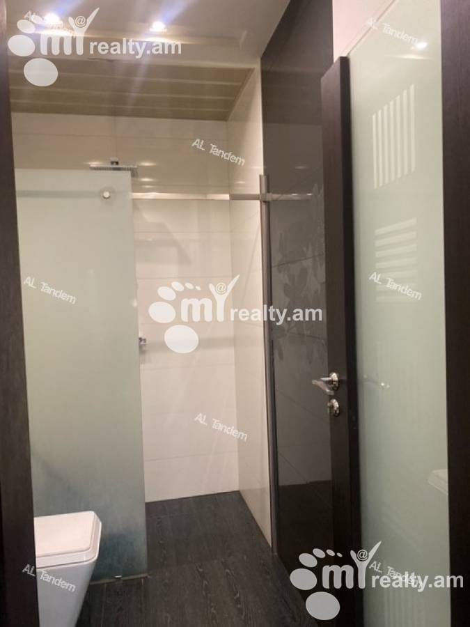 3 սենյականոց բնակարան  Վարդանանց փող, Կենտրոն Երևան, 132331