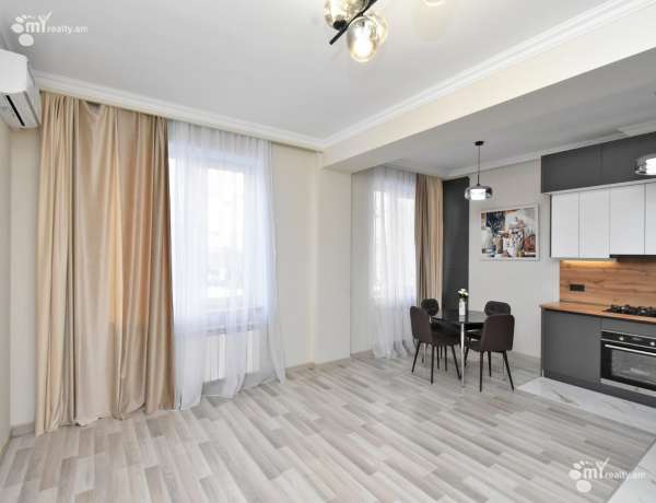 norakaruyc-bnakaran/4-senyakanoc/Leningradyan+St/Ajapnyak/Yerevan