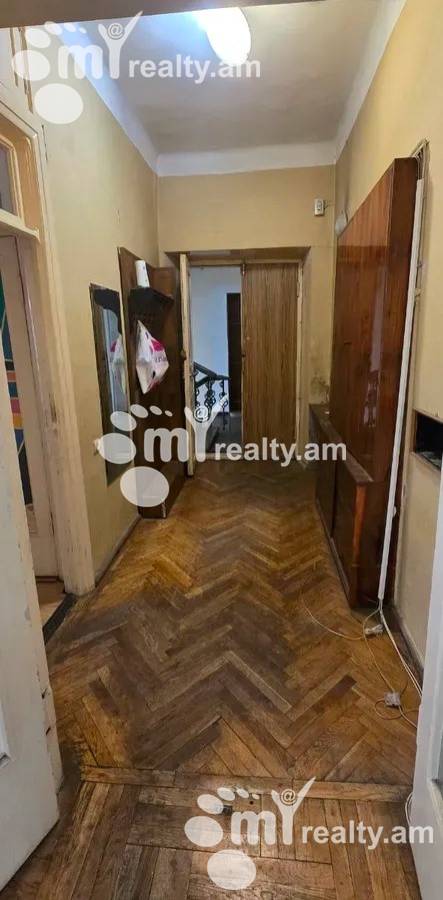 3 սենյականոց բնակարան  Մաշտոցի պող, Կենտրոն Երևան, 159525