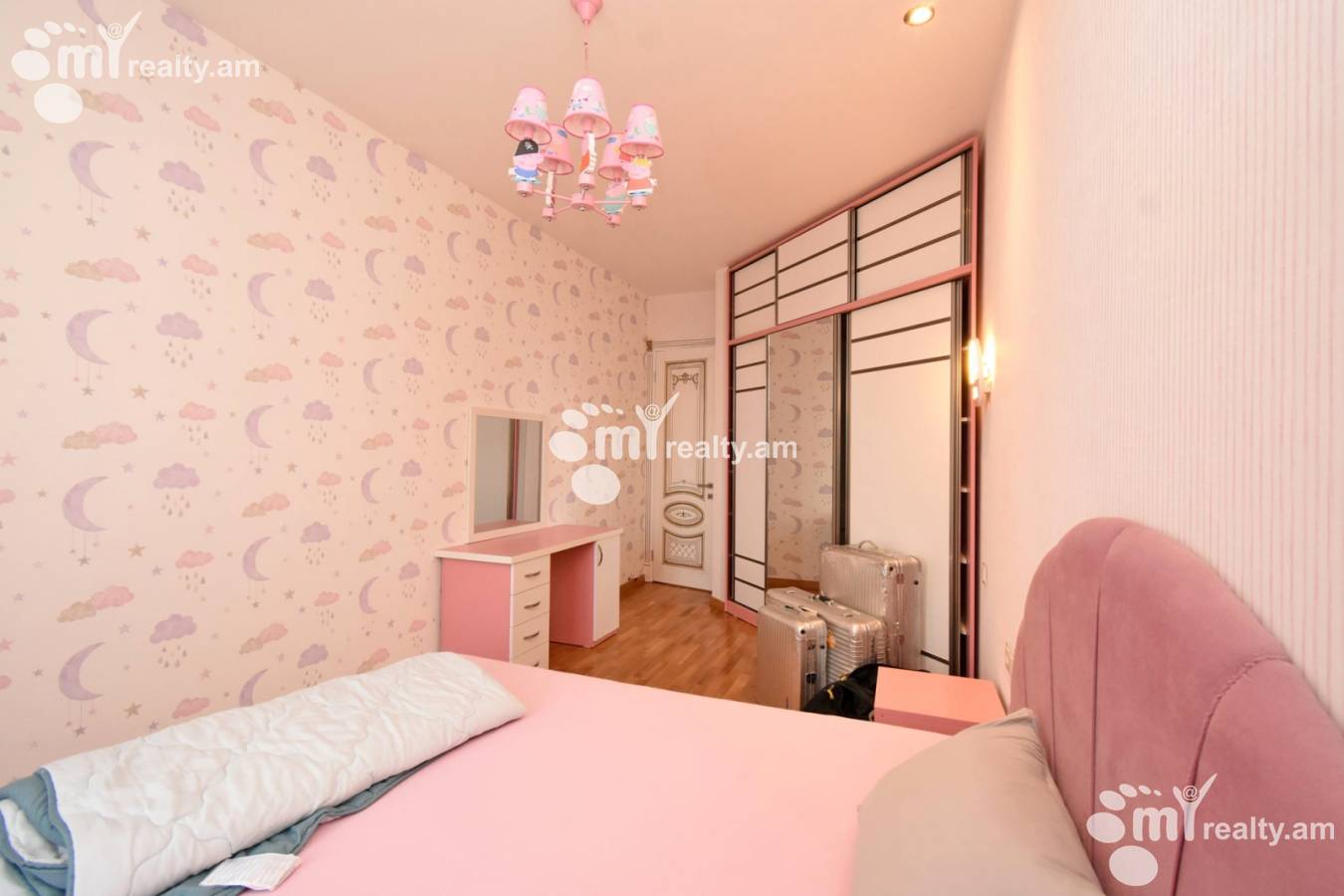 4 bedroom apartment for sale N. Zaryan St, Arabkir Yerevan, 159733