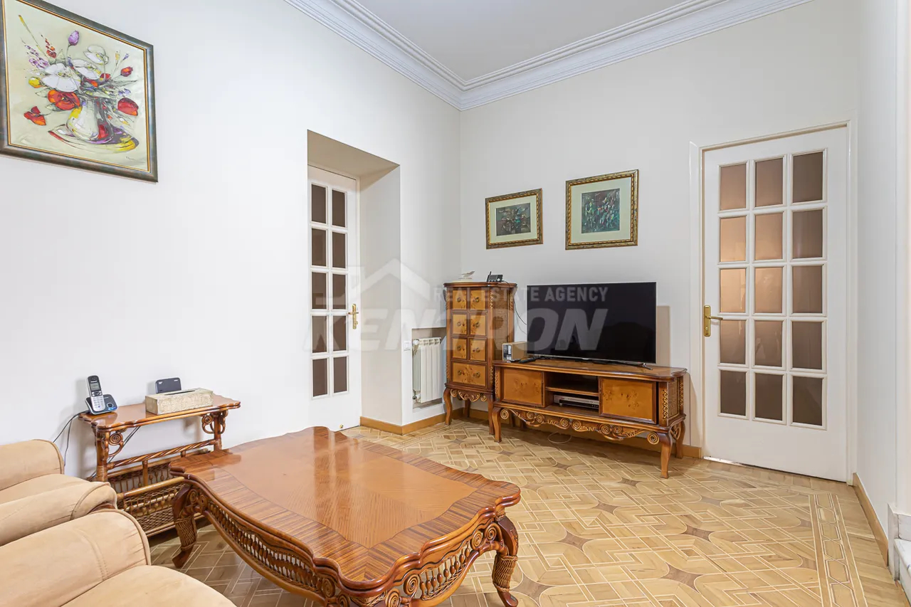 4 bedroom apartment for sale Baghramyan av(Arabkir), Arabkir Yerevan, 158394