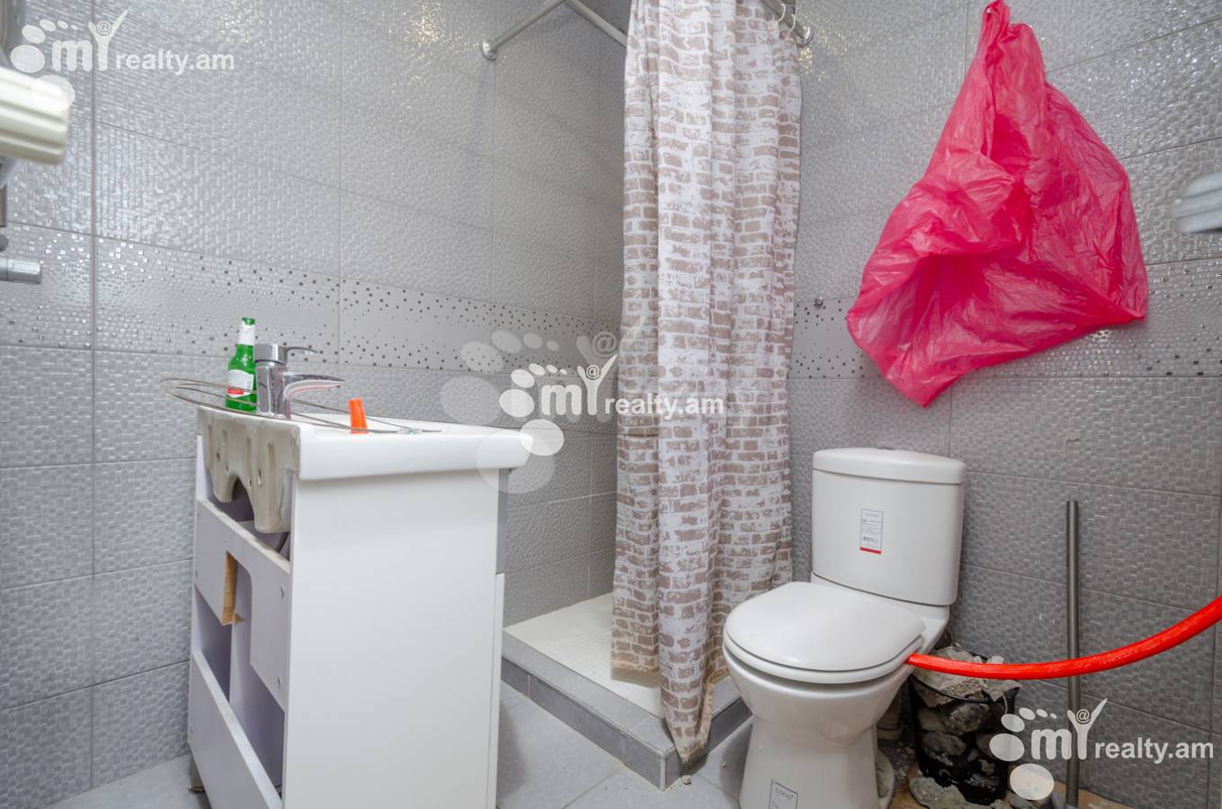 3 bedroom apartment for sale Mashtots Ave, Center Yerevan, 138013