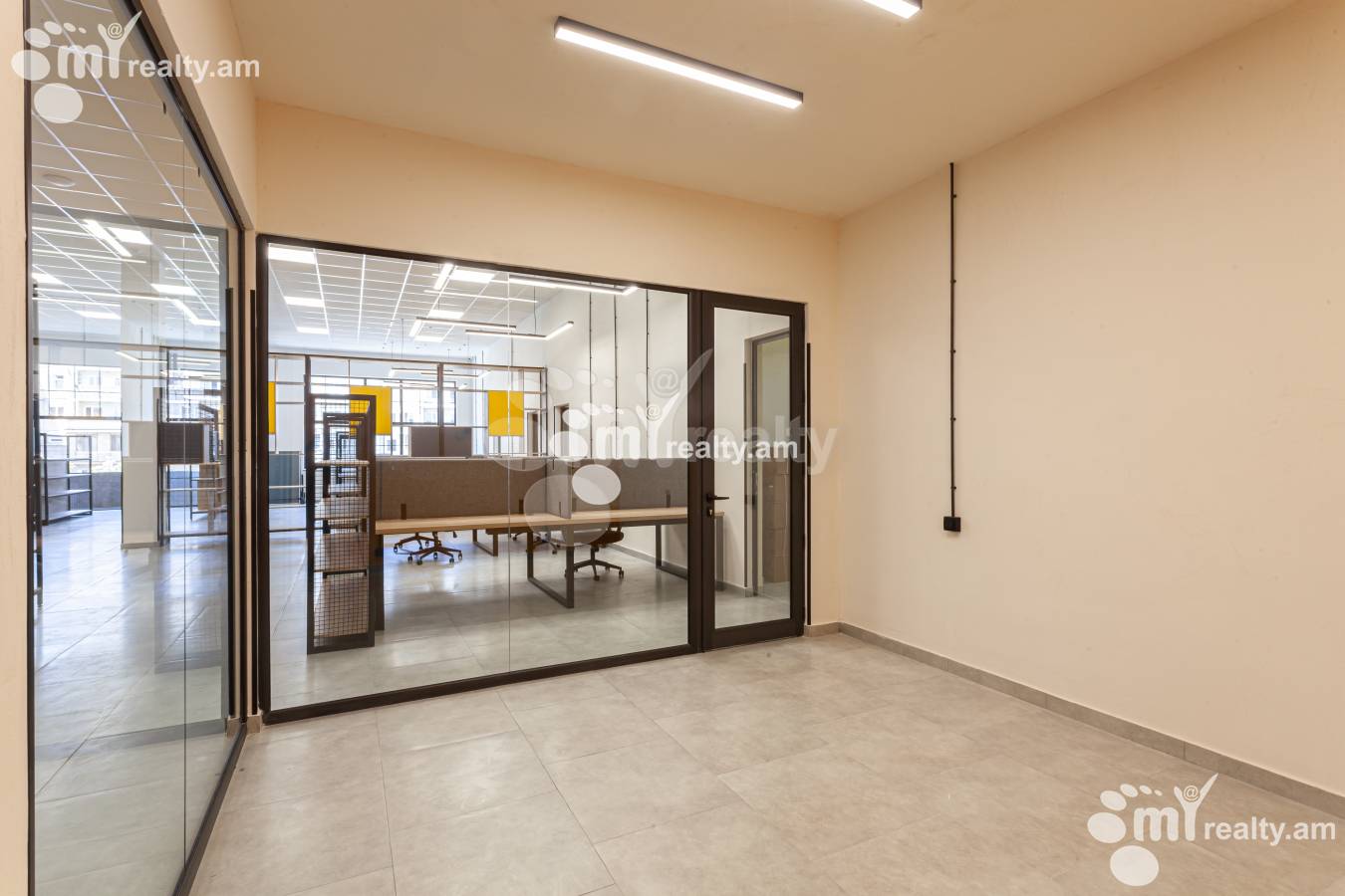 Снять коммерческoе помещение Ашхабад ул, Аван Ереван, 137362