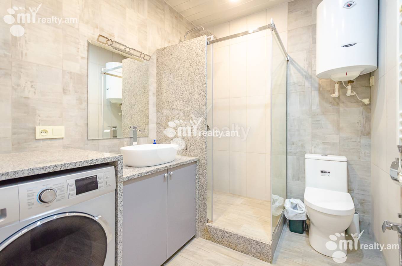 3 bedroom apartment for rent Yekmalyan St, Center Yerevan, 153561