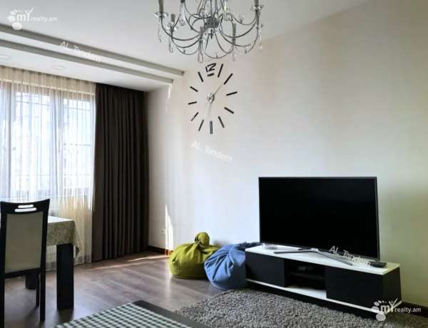 3-senyakanoc-bnakaran-vacharq-Yerevan-Center