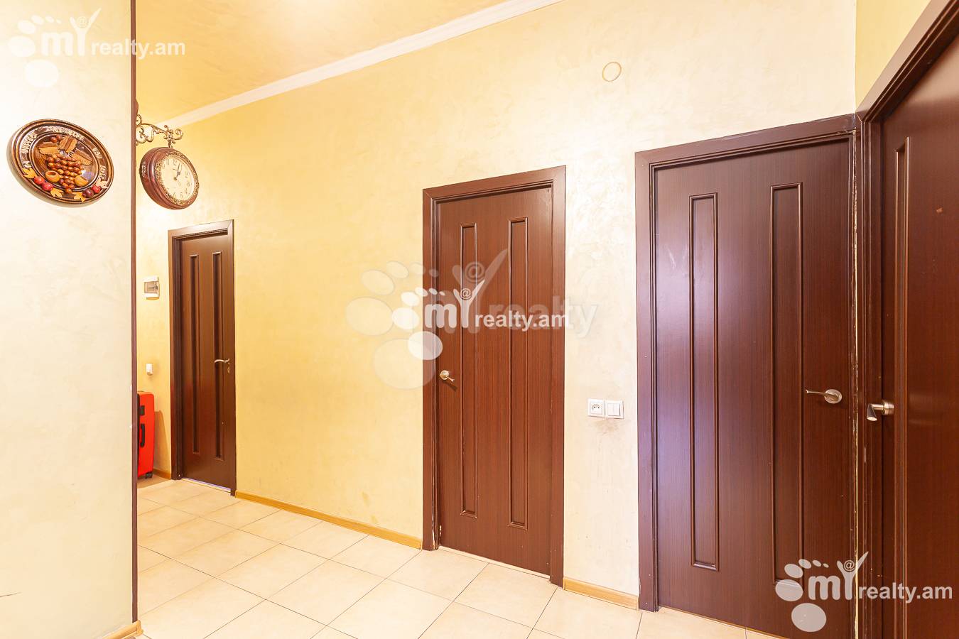 Купить 3 комнатную квартиру Царав Ахбюр ул., Аван Ереван, 143602