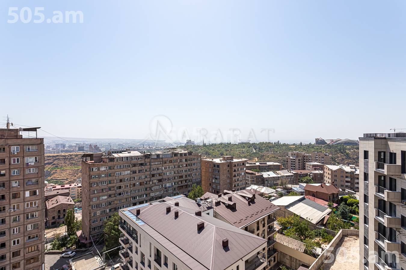 3 bedroom apartment for sale (خیابان باقرامیان (کِنترون, مرکز شهر ایروان, 156525