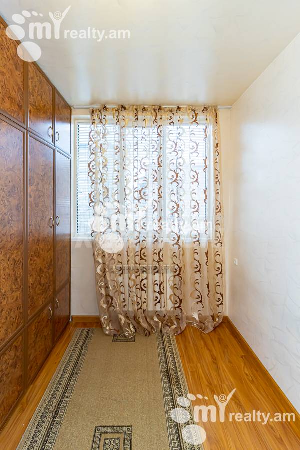 Купить 5 комнатную квартиру Г.Кочар ул, Арабкир Ереван, 154320