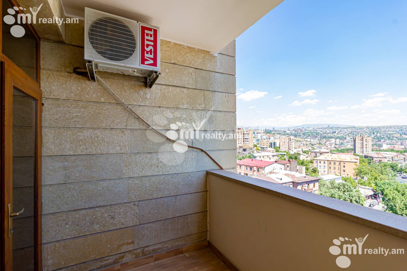 Купить 5 комнатную квартиру Баграмян пр(Кентрон), Центр Ереван, 151292