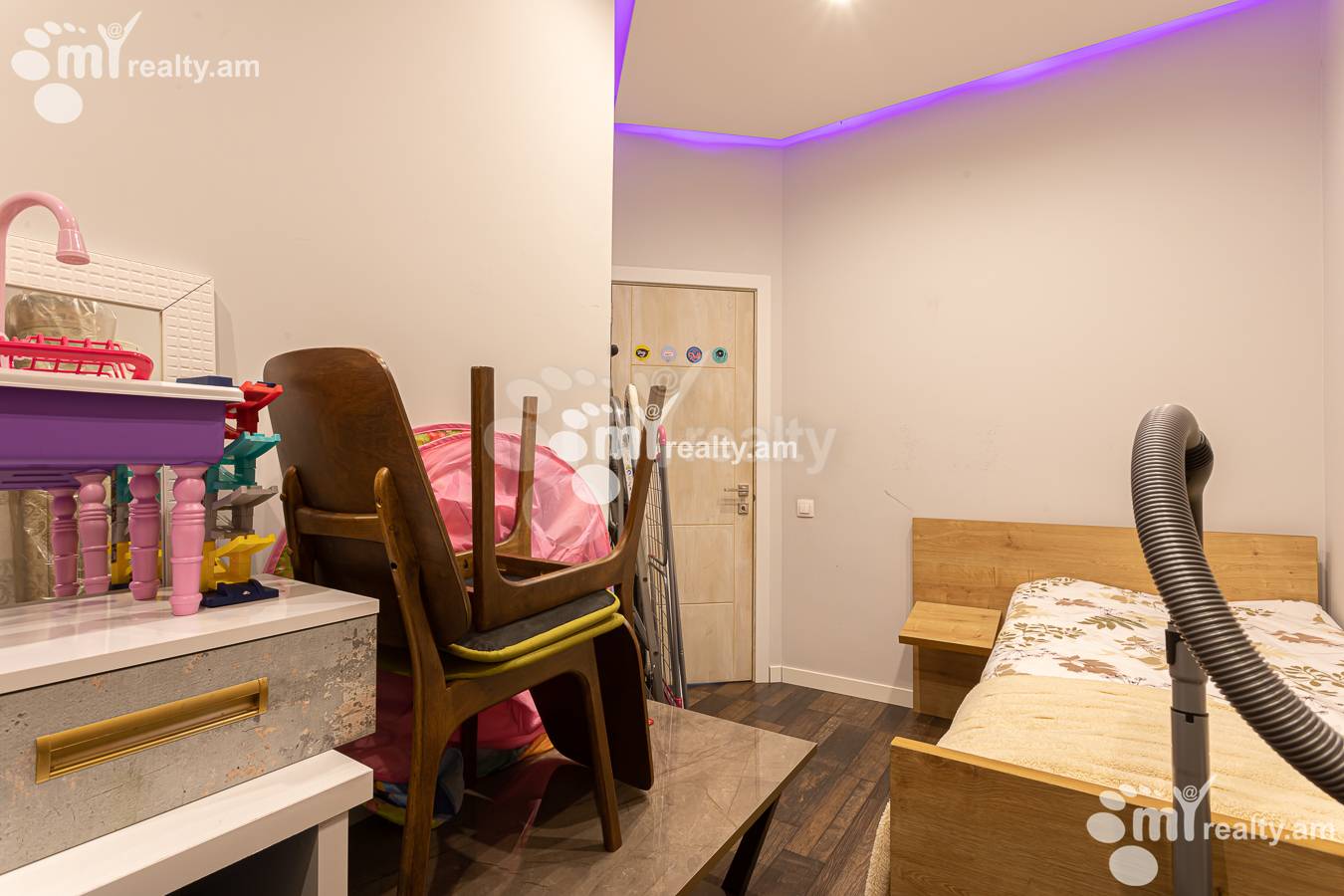 4 bedroom apartment for sale Kievyan St, Arabkir Yerevan, 156111