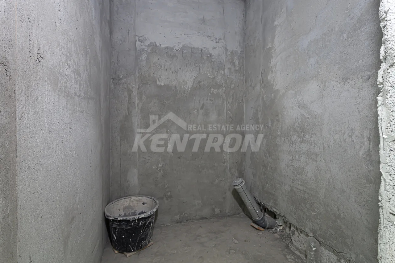 3 bedroom apartment for sale Gogol St, Kanaqer-Zeytun Yerevan, 160412