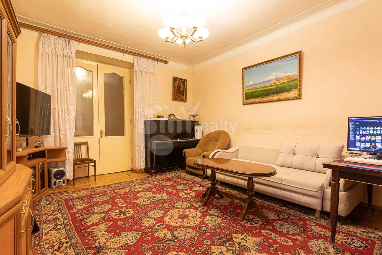 3 bedroom apartment for sale Tigran Mets Ave, Center Yerevan, 157732