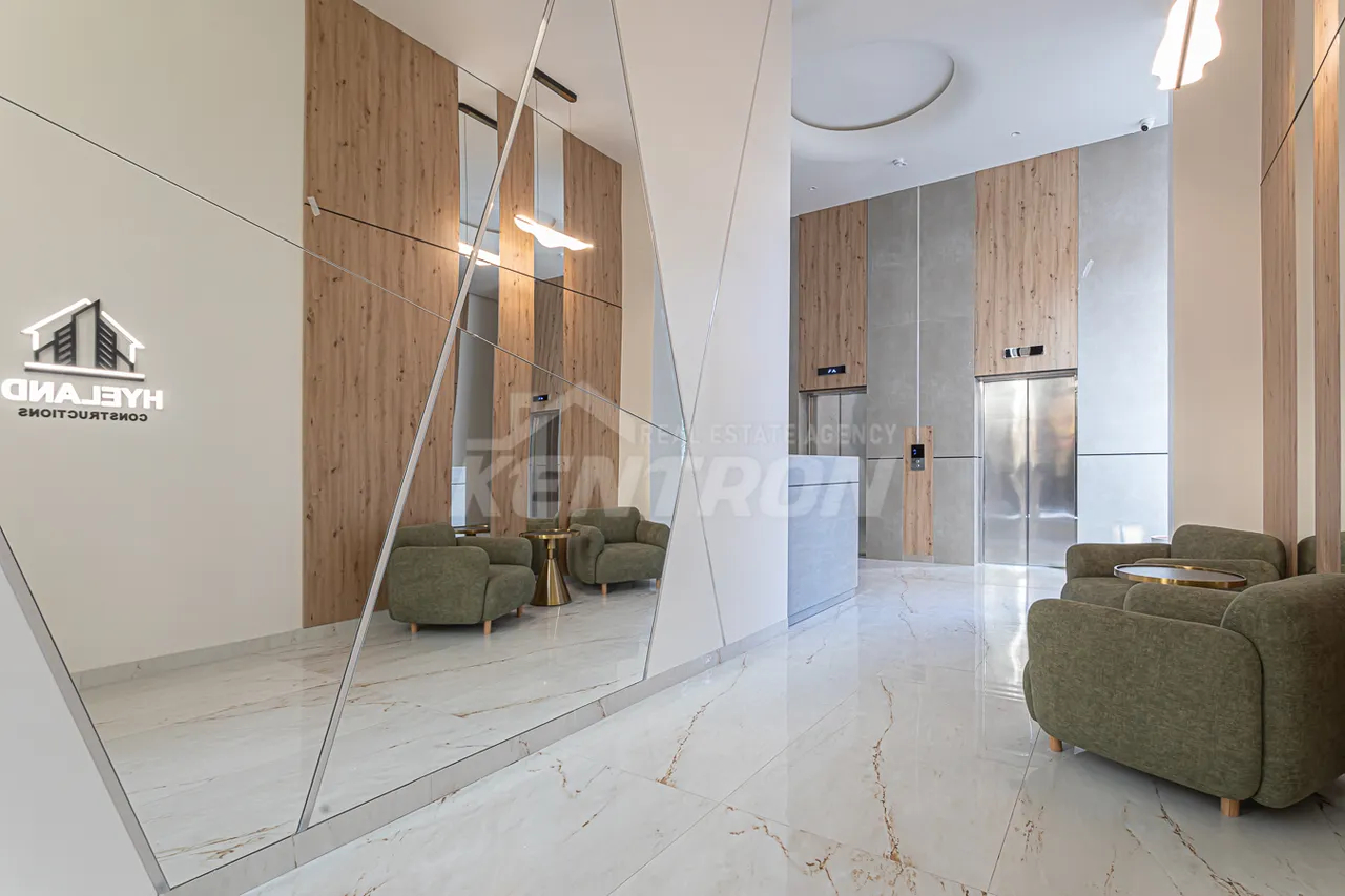 3 bedroom apartment for sale Antarayin St, Center Yerevan, 157847