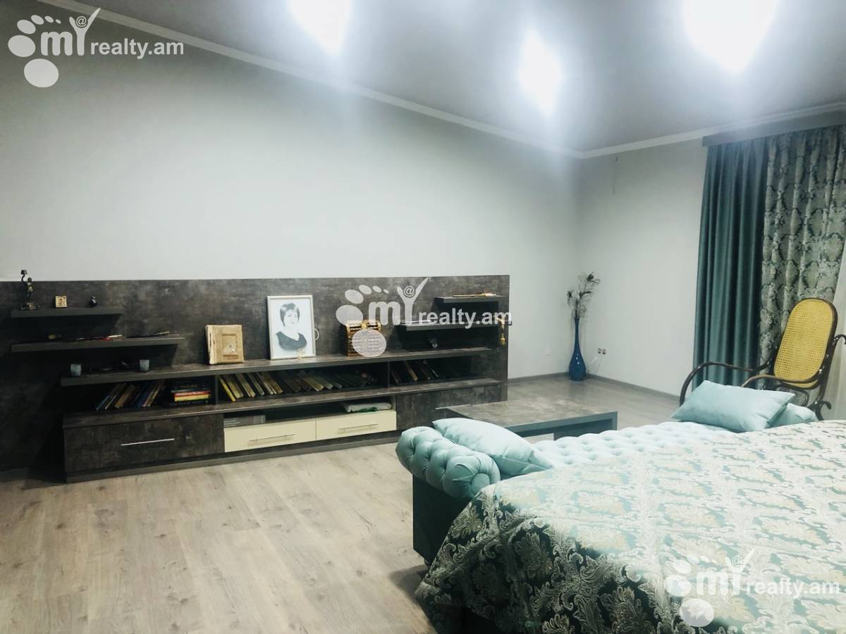 Снять 4 комнатную квартиру В.Вагаршян ул, Арабкир Ереван, 123024