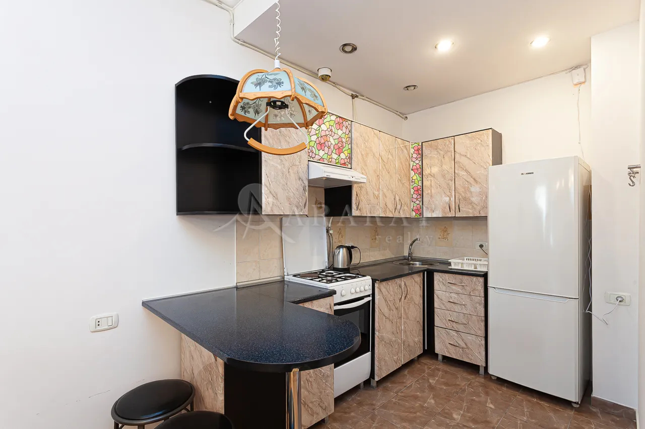 1 bedroom apartment for rent Nalbandyan St, Center Yerevan, 158782