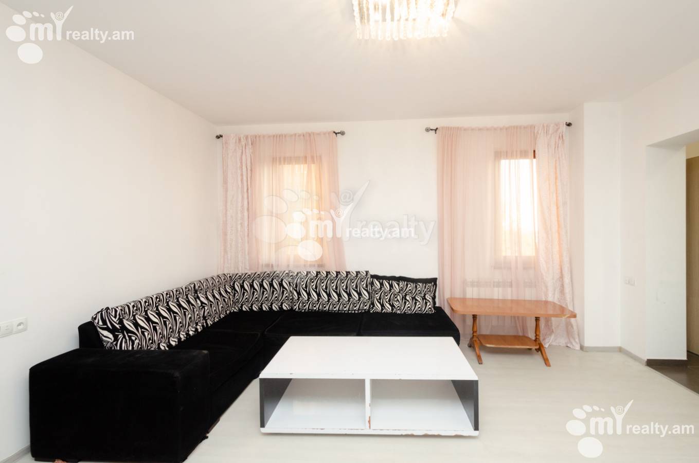 3 bedroom apartment for sale Bryusov St, Center Yerevan, 138903
