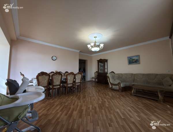 3-senyakanoc-bnakaran-vacharq-Yerevan-Arabkir