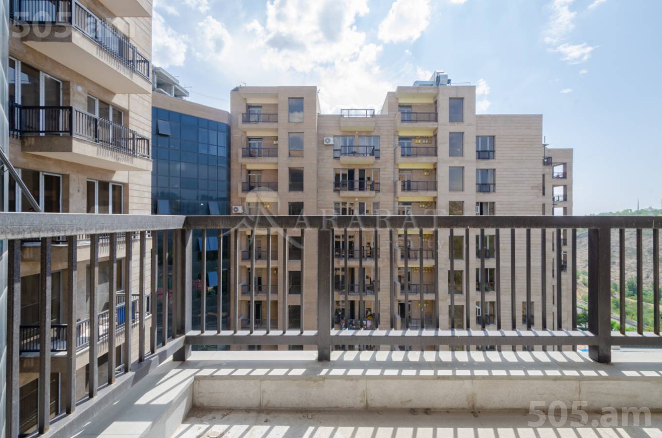 3 bedroom apartment for sale Paronyan St, Center Yerevan, 138364