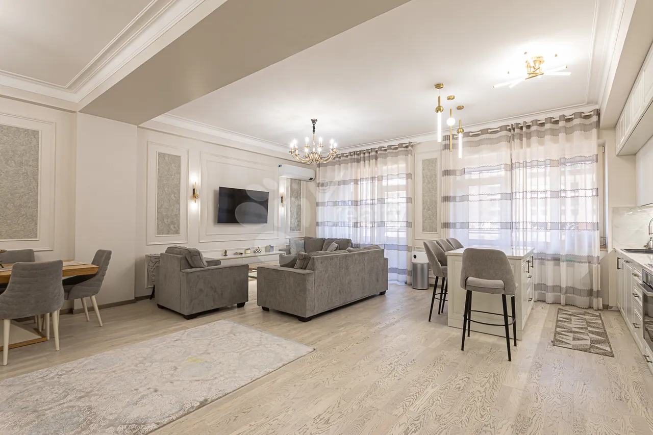 3 սենյականոց բնակարան  Բուզանդի փող, Կենտրոն Երևան, 159659