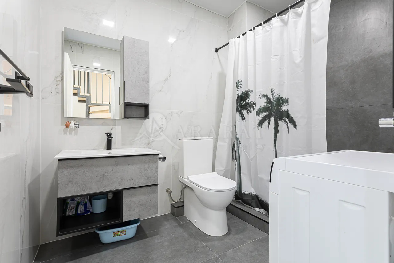 House for sale Paruyr Sevak dis., Avan Yerevan, 158078