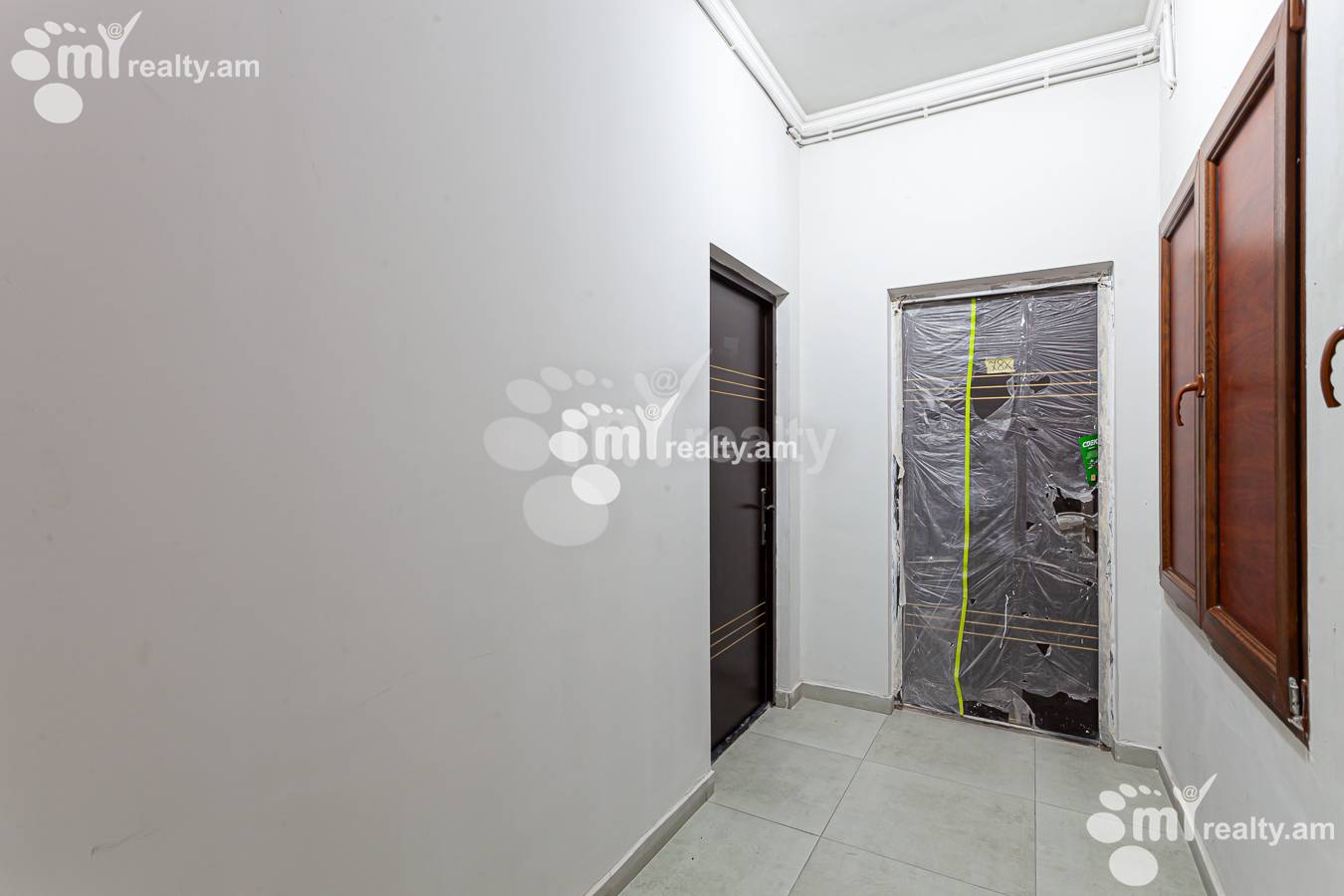 4 bedroom apartment for sale M․ Melqonyan str, مرکز شهر ایروان, 154447