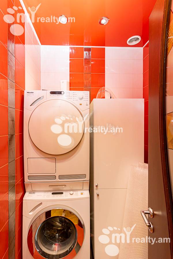 5 bedroom apartment for sale Teryan St, Center Yerevan, 139246