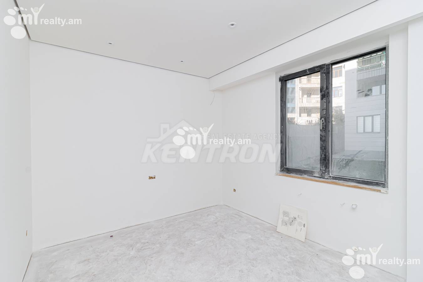 4 bedroom apartment for sale Antarayin, L.Azgaldyan street,, Center Yerevan, 143140