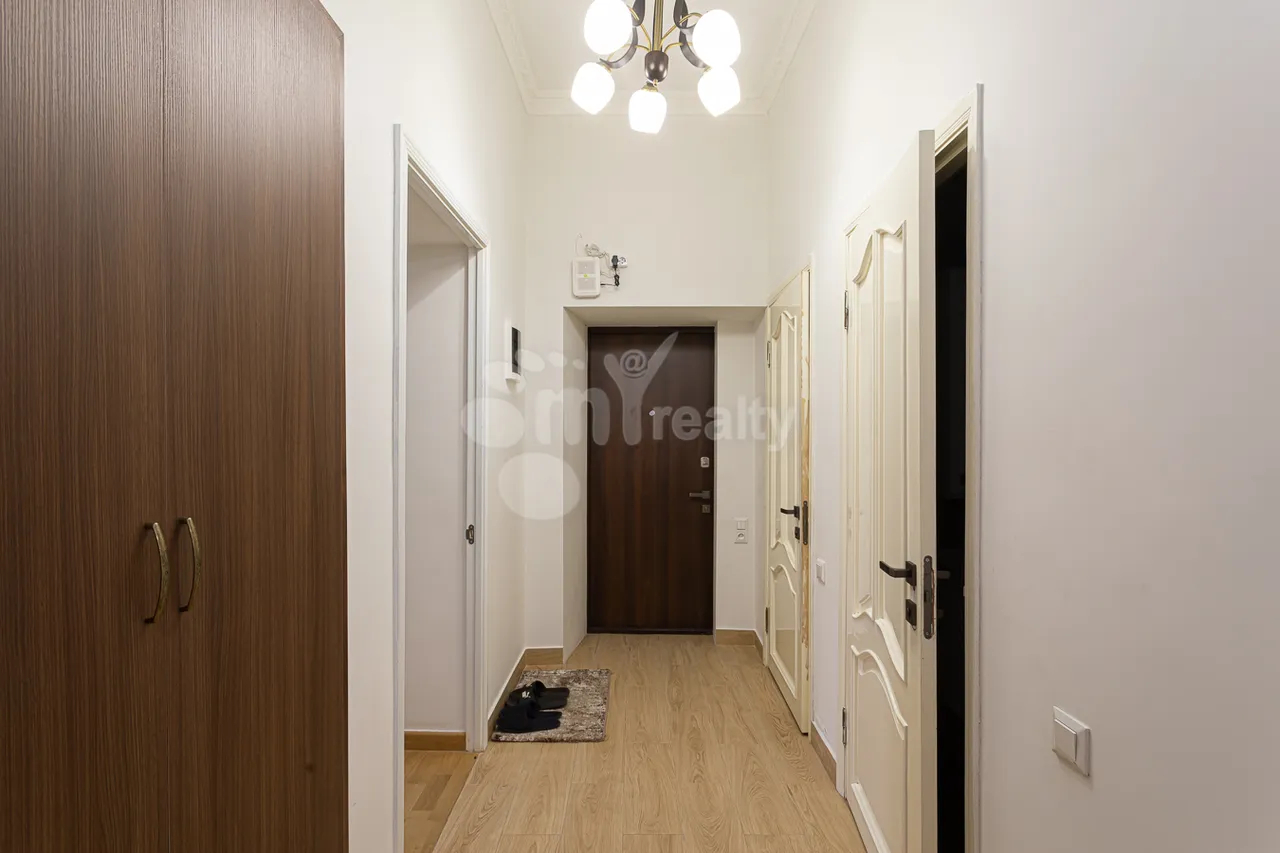 Купить 3 комнатную квартиру Маштоца пр, Центр Ереван, 159723