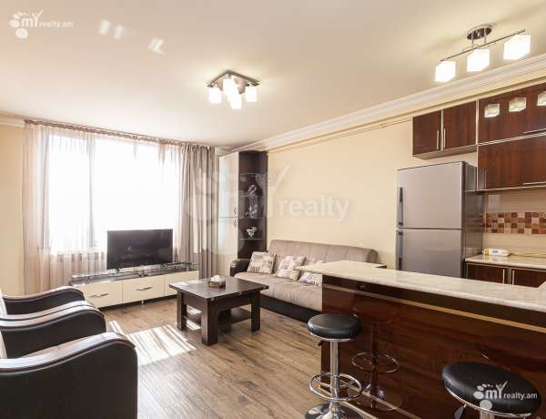 3-senyakanoc-bnakaran-vacharq-Yerevan-Arabkir