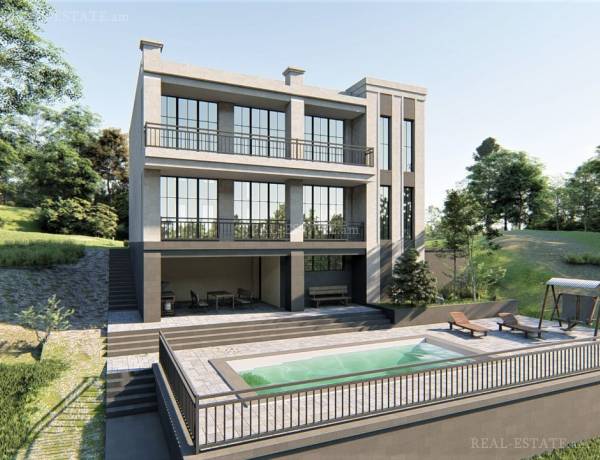 arandznatun-vacharq-Yerevan-Avan