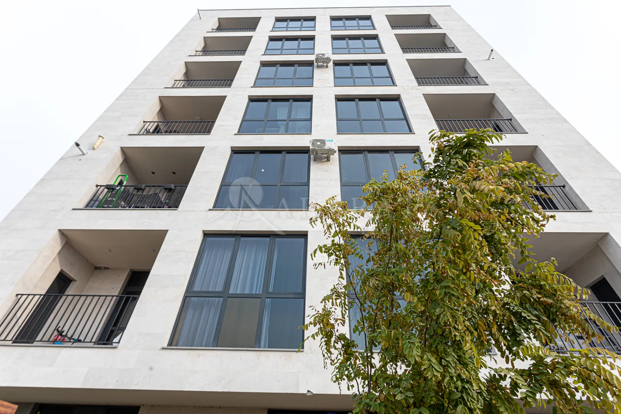 2 bedroom apartment for sale rue d'Aygestan 11, Center Yerevan, 157978