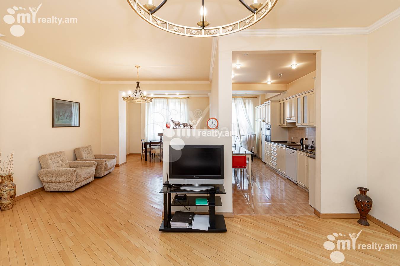 3 bedroom apartment for sale Northern (Hyusisayin)  Ave, Center Yerevan, 143222