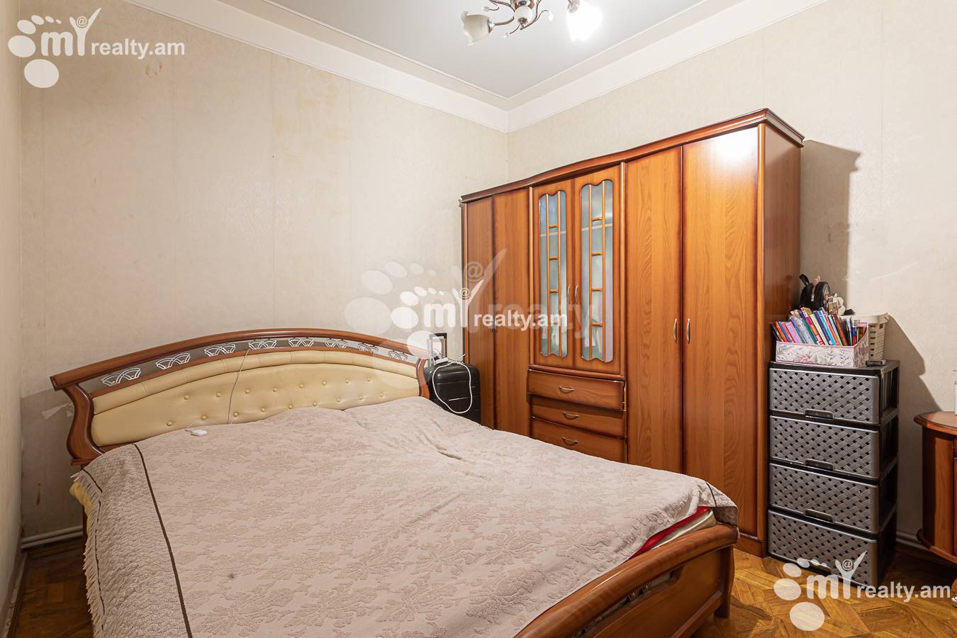 3 bedroom apartment for sale Paronyan St, Center Yerevan, 156508