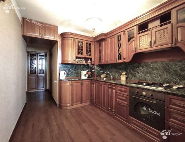 3-senyakanoc-bnakaran-vacharq-Yerevan-Arabkir