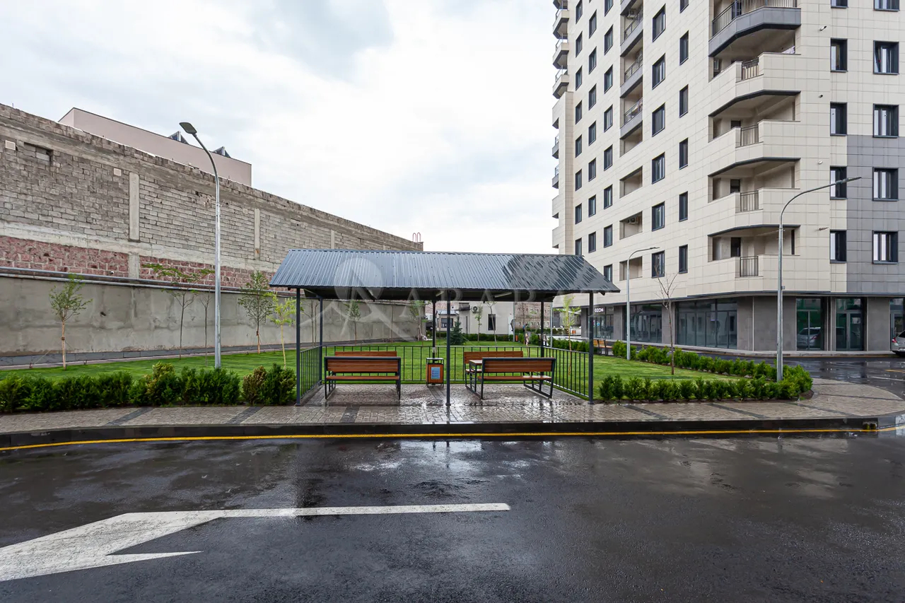 3 bedroom apartment for sale Hasratyan st., Ajapnyak Yerevan, 157405