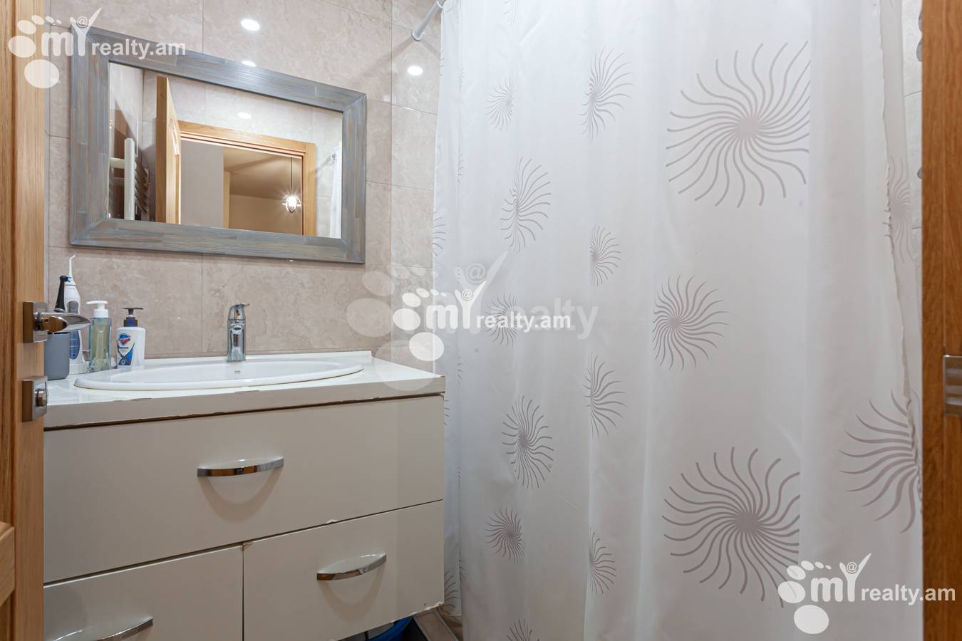 Купить 2 комнатную квартиру Баграмян пр(Арабкир), Арабкир Ереван, 151963