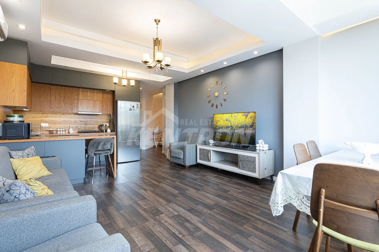 4 bedroom apartment for sale Kievyan St, Arabkir Yerevan, 157368