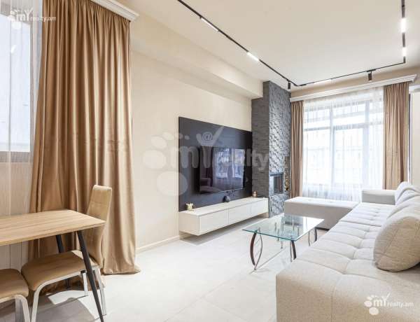 4-senyakanoc-bnakaran-vacharq-Yerevan-Center