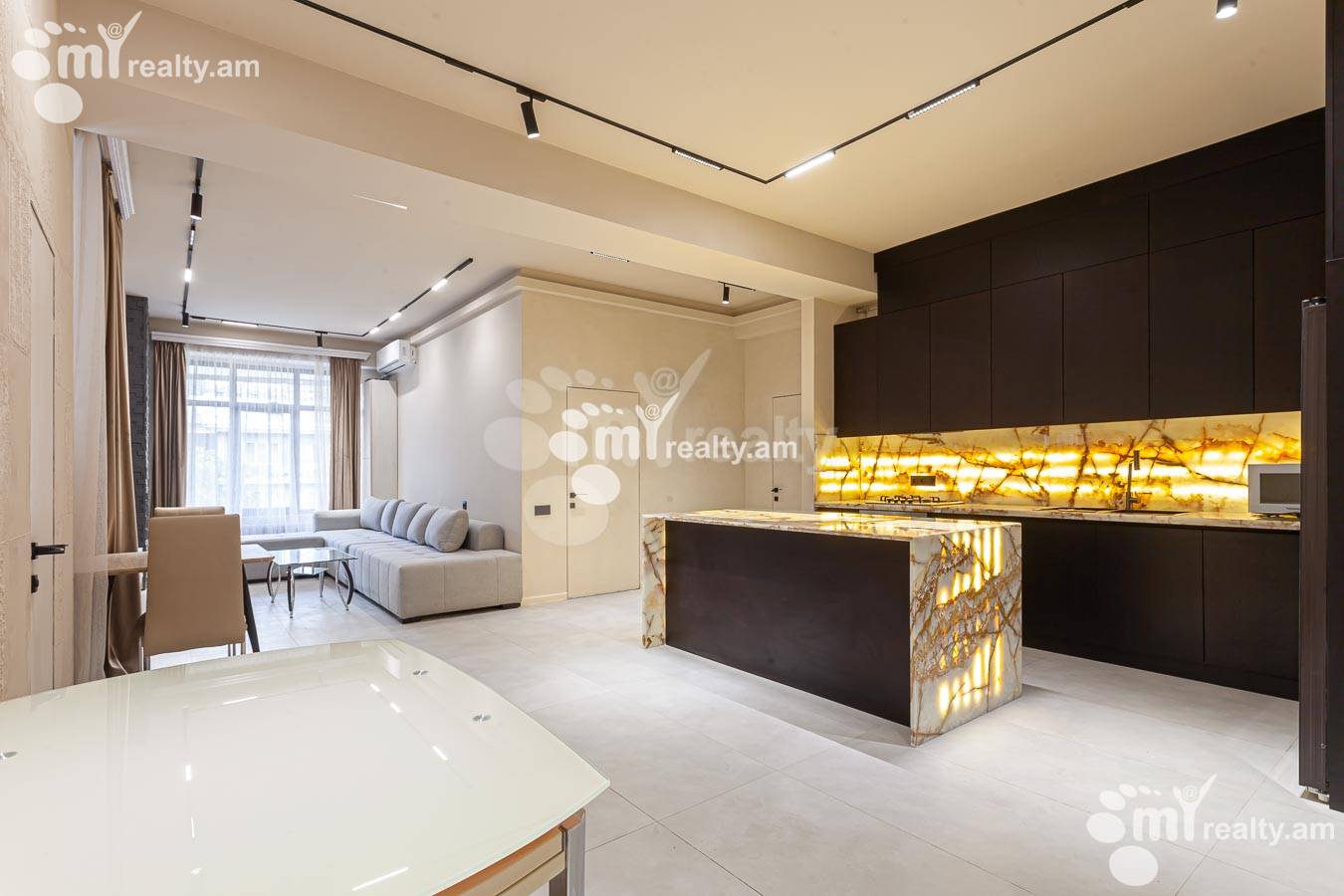 4 bedroom apartment for sale Nalbandyan St, Center Yerevan, 157687