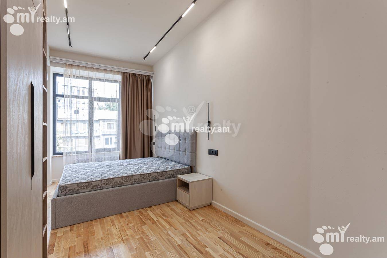 4 bedroom apartment for sale Nalbandyan St, Center Yerevan, 157687