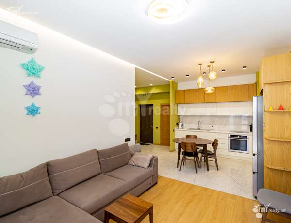 1-senyakanoc-bnakaran-vacharq-Yerevan-Arabkir