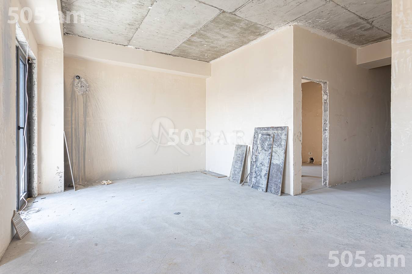 3 bedroom apartment for sale (خیابان باقرامیان (کِنترون, مرکز شهر ایروان, 156525